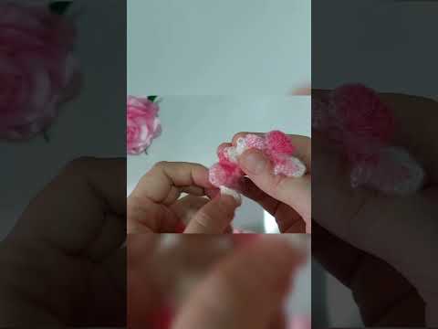 Как украсить вязаную шапку своими руками фото