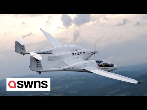 World's first liquid-hydrogen electric aircraft flight | SWNS