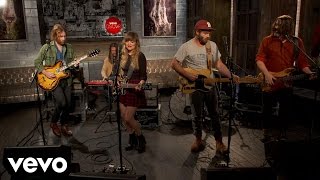 Angus & Julia Stone - Grizzly Bear - Vevo dscvr (Live)