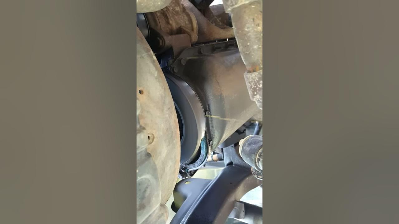 2000 jeep wrangler leaking water pump? - YouTube