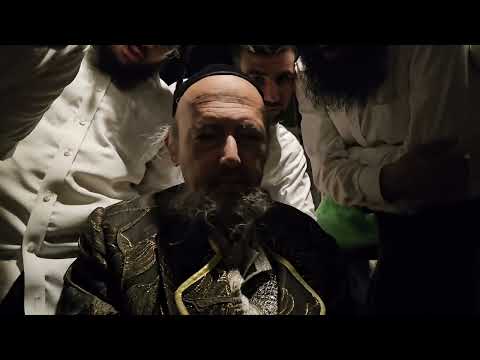 מעלת הליכה לקברות צדיקים בתשעה באב – הרב דב קוק