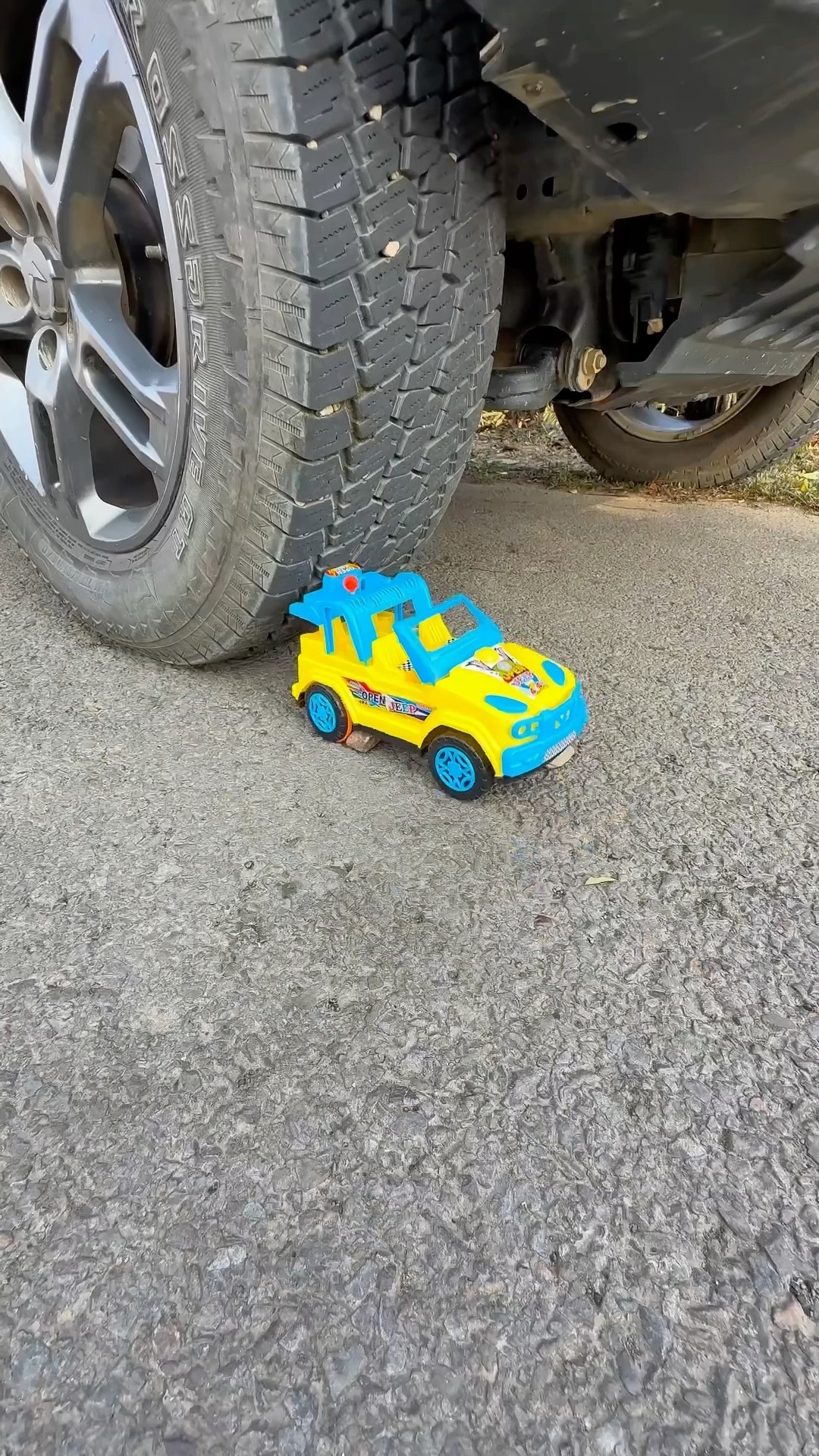 Yah car kaisa tik ho gaya bolo to ?