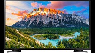 Samsung UN43J5200 – 43-Inch Full HD 1080p LED HDTV Tilt Mount & Hook-Up Bundle includes UN43J5200 43-Inch Full HD 1080p LED HDTV, Flat & Tilt Wall Mount Kit, 6 Outlet/2 USB Wall Tap and Microfiber Cle Samsung On Smart 43 108cm (43 inch) Full HD LED Smart TV 2018 Edition