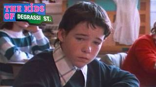 Jeffrey finds a Friend | 118 | The Kids of Degrassi Street