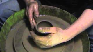 Lectii de olarit ghiveci cu farfurioara