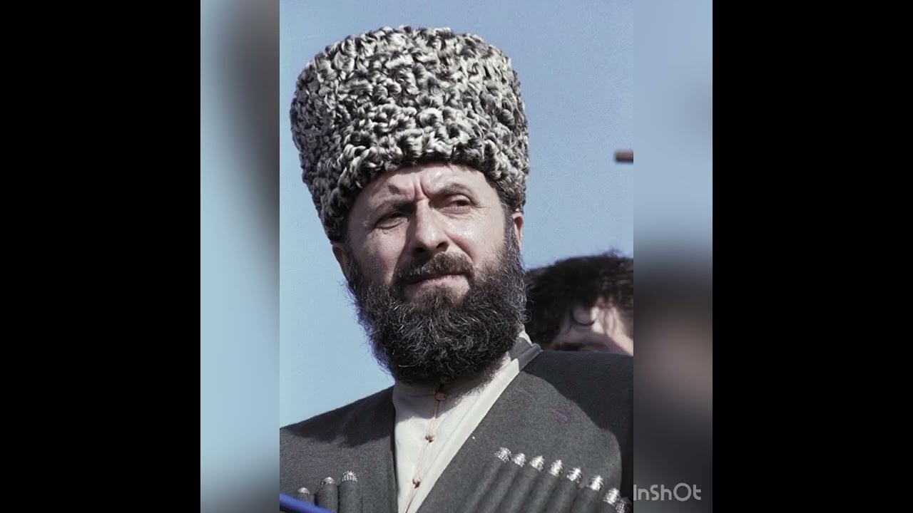 Яндарбий. Яндарбиев и дудаев. Ичкерия зелимхан яндарбиев. Зелимхан яндарбиев. Зелимхан яндарбиев.