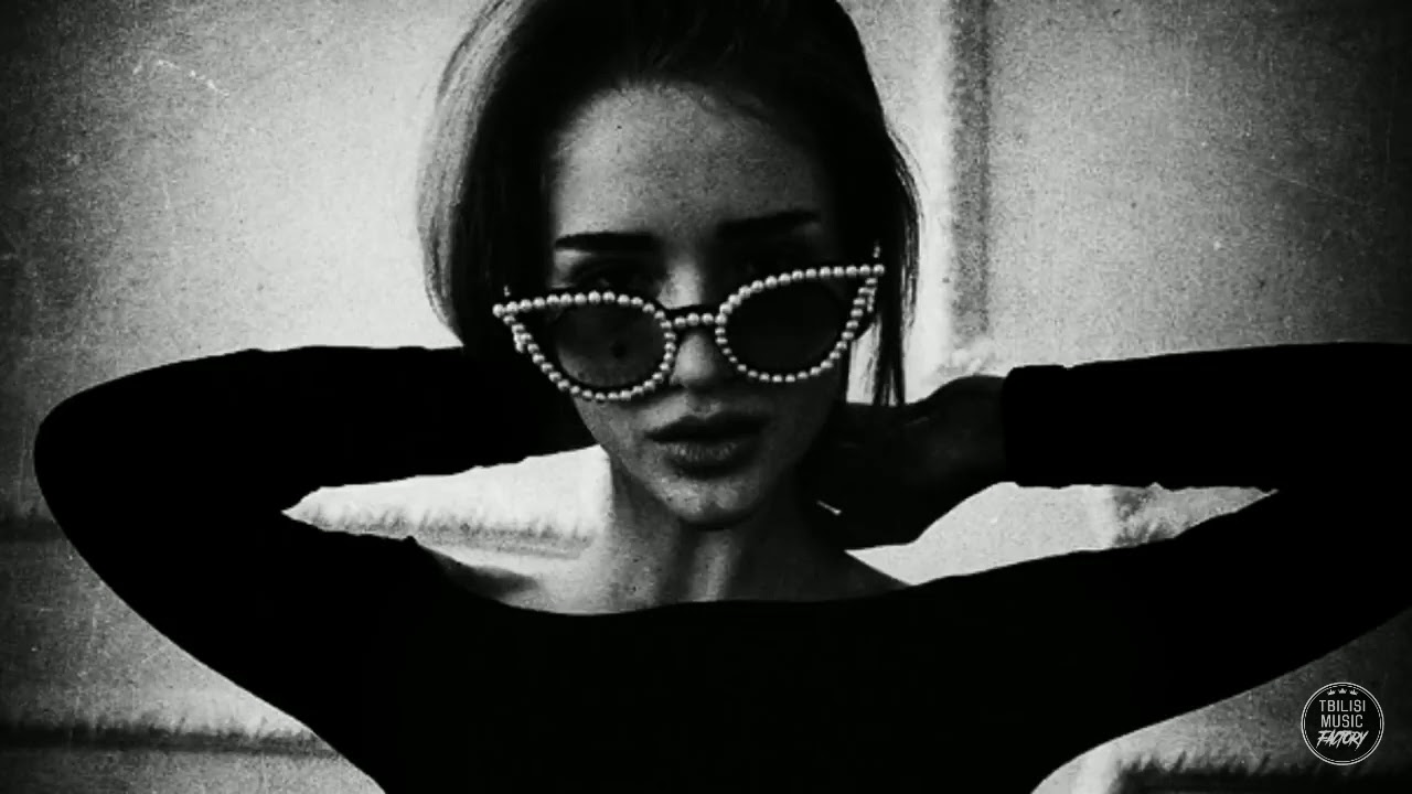 Песня луна не знает пути - YouTube