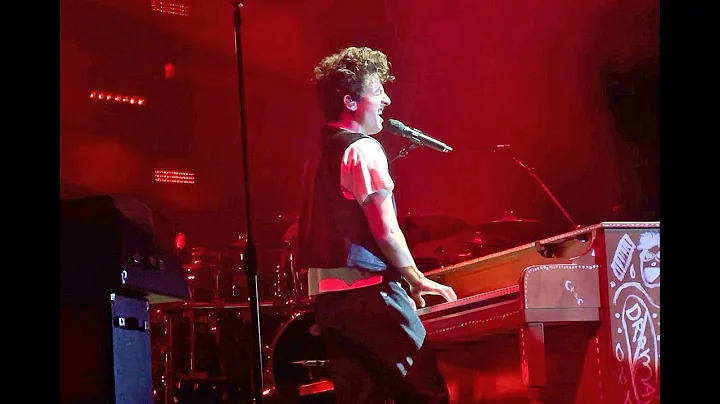 Charlie Puth - One Call Away (Live)