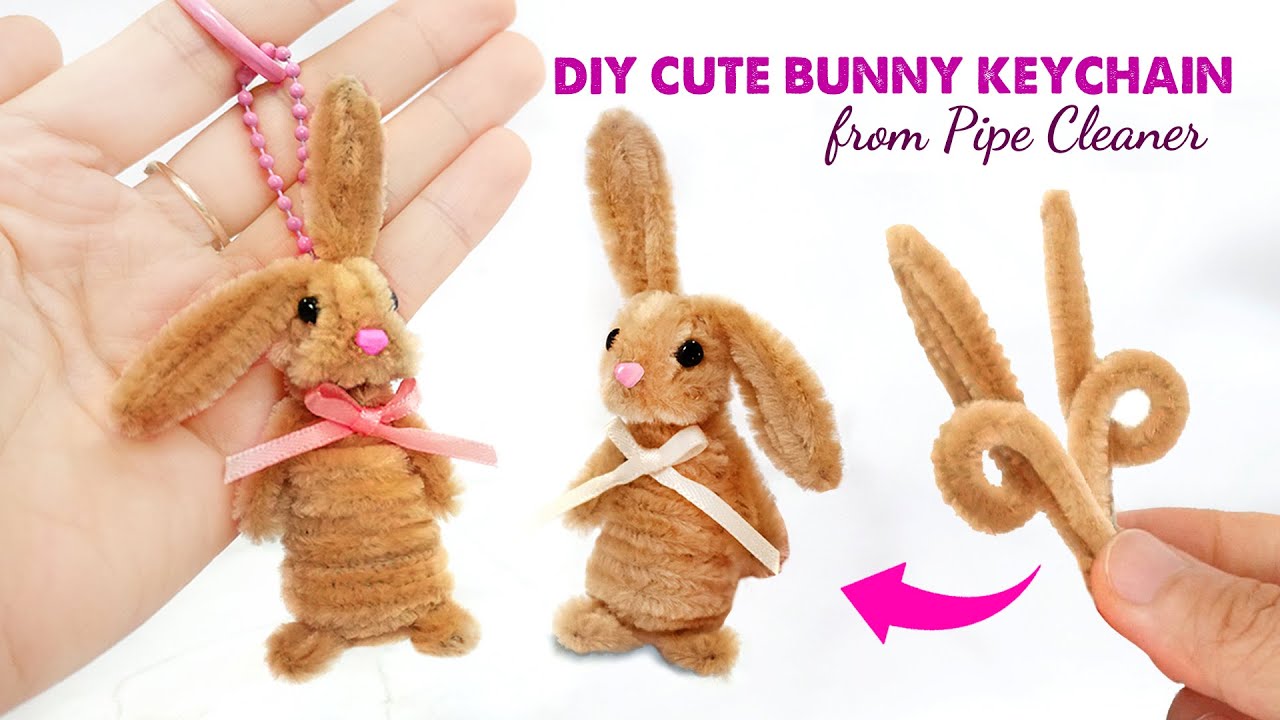 🐰You won't believe how EASY it is - DIY Cute Bunny Keychain | Pipe Cleaner Keychain Tutorial