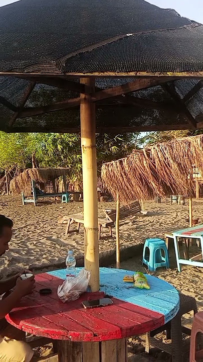 adegan panas jangan ditiru ya...