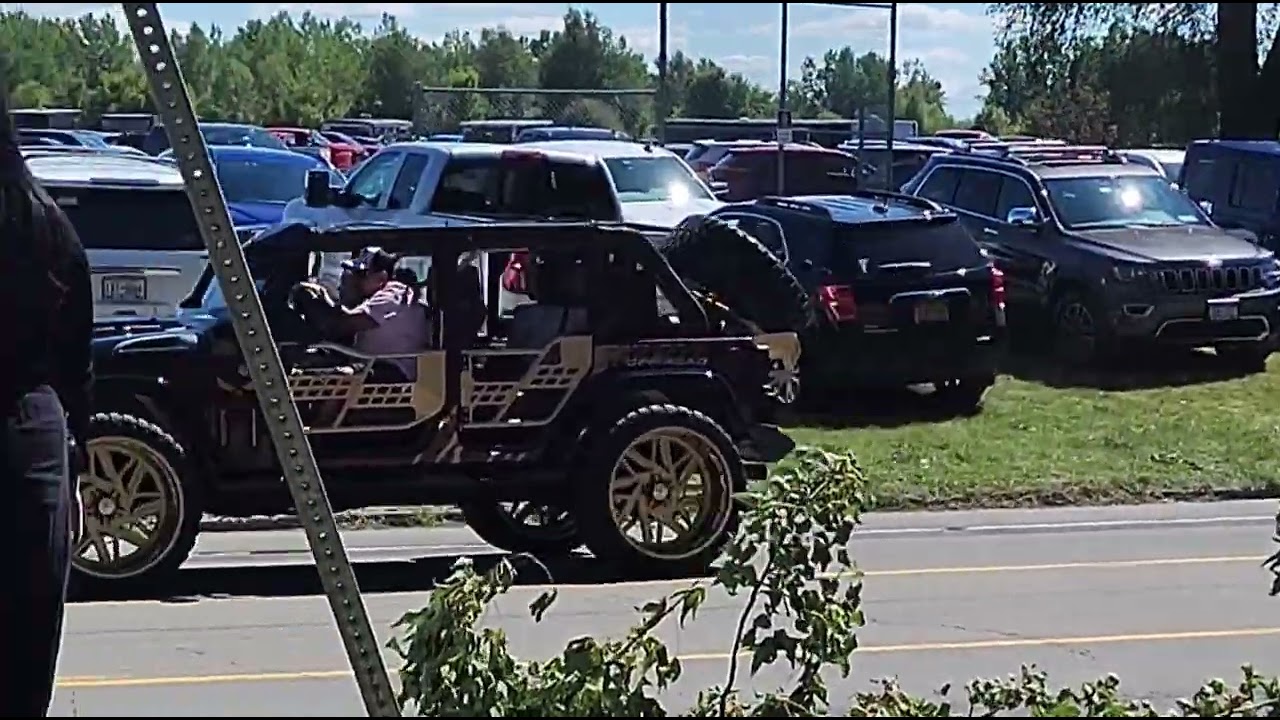 #olcottbeach #loud #jeep