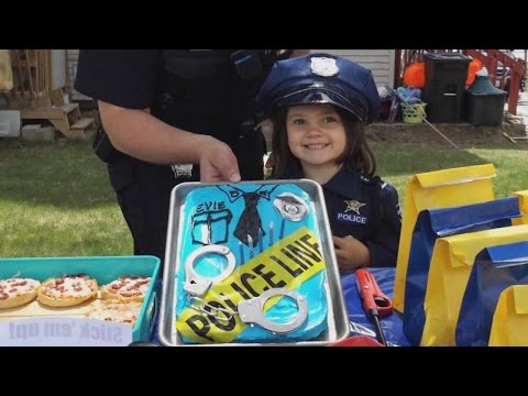 5-Year-Old Girl Who Loves Police Celebrates Birthday With Her Favorite Officer