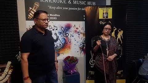 Kedar Harshe ji and Padmaja ji presenting "Abhi na jao" in an event TU JO MERE SUR ME Ep3. 