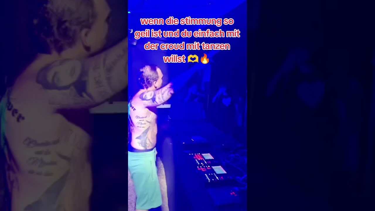 Watch DJ tanzt mit #drsheppat #sheppatekkno #techno on YouTube Watch DJ tanzt mit #drsheppat #sheppatekkno #techno on YouTube