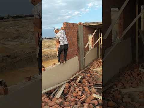 الله يوفقك يا ابني وربنا يسترها عليك