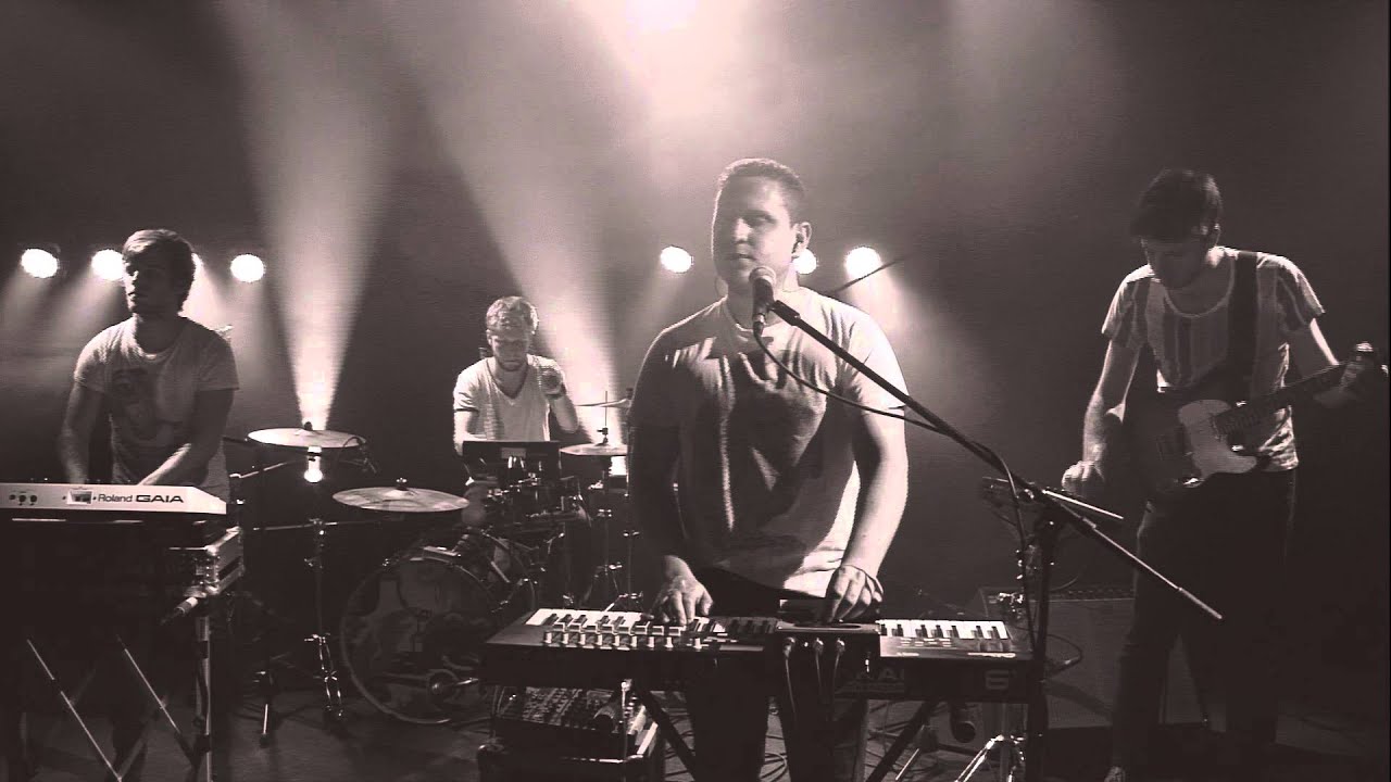 Leaf House - Feel Safe Live Video