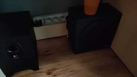 Probably the best bass test of Logitech z333 and z313