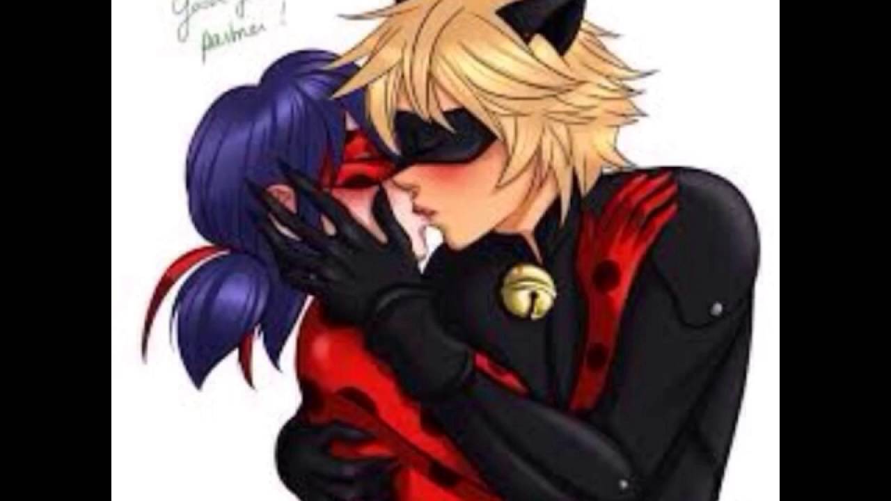 Miraculous Ladybug Chat Noir Kiss