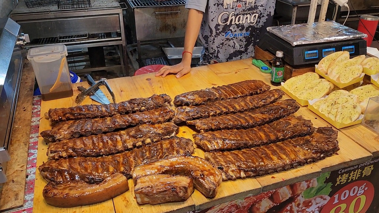 Уличная еда, которую стоит попробовать на Пхукете, Таиланд | Ночной рынок на пляже Ката