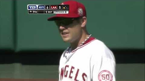 2011/09/11 Gardner, Jeter score on error