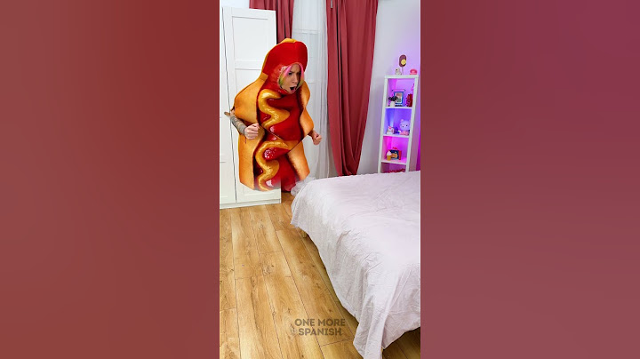 LAS PIERNAS SE DAN A LA FUGA 😲🌭 ¡EL HOT DOG ESTÁ EN LA PERSECUCIÓN! #shorts