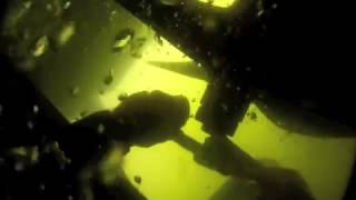 How to remove and install a 30" Propeller underwater #2