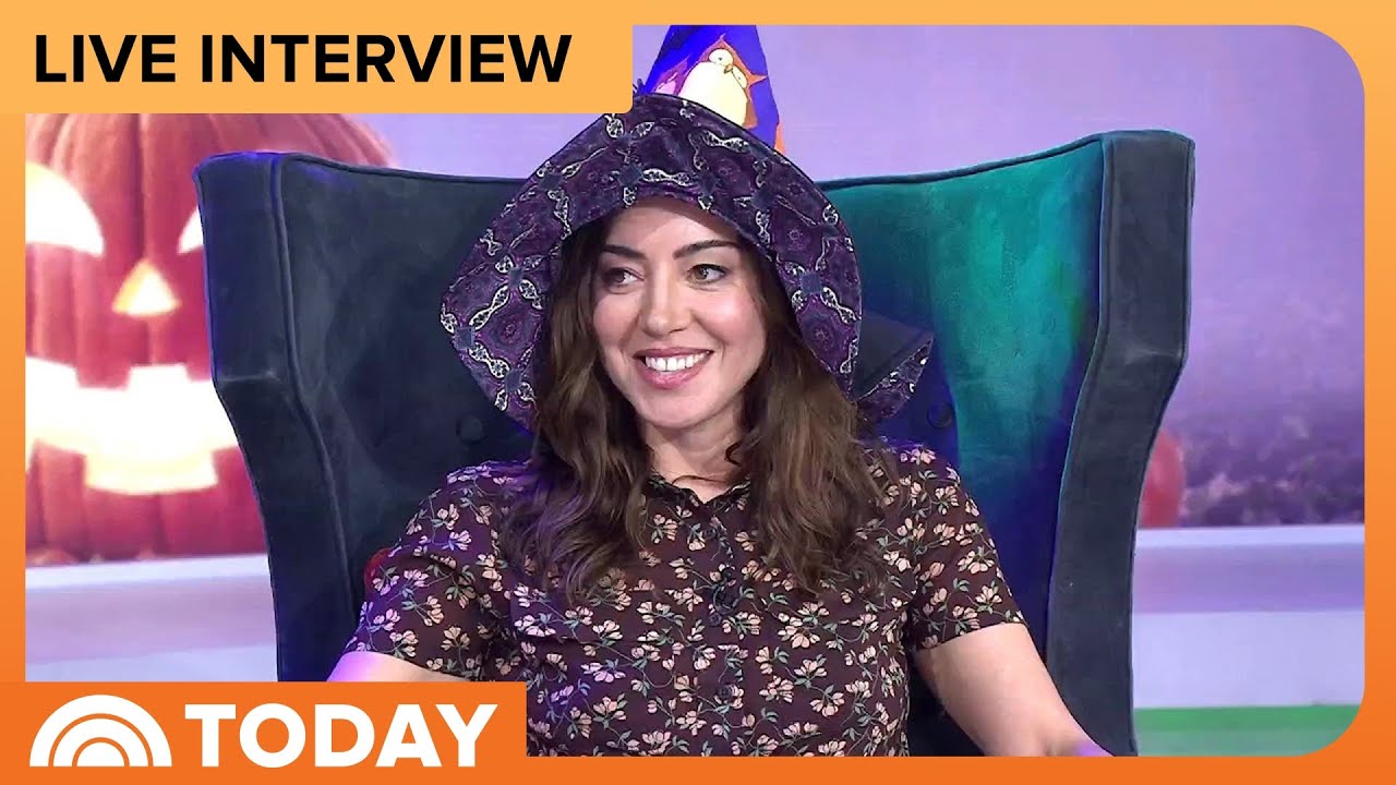 Aubrey Plaza Talks ‘Luna and the Witch’ Book, ‘Let’s Love!' Play