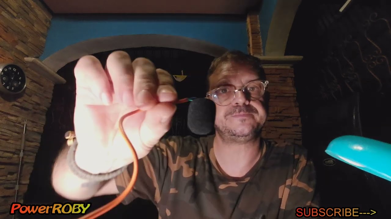 COSTRUISCO UN MINI MICROFONO ORA SI SENTE BENE AUSEK AT-S60ER I BUILD A MINI DIRECTIONAL MICROPHONE