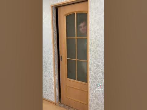 Когда девушка переодевается - YouTube