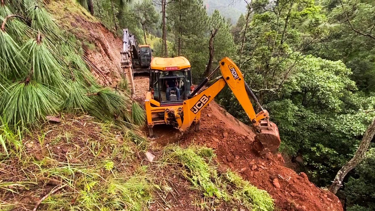 Hyundai Excavator Building Mountain Road: Rock Cutting And Road Construction