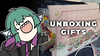 【HANDCAM UNBOXING GIFTS】 THANK YOU CRK, BUSHIROAD & ANIMEIMPULSE !!! ♡ 【NIJISANJI EN | Finana Ryugu】