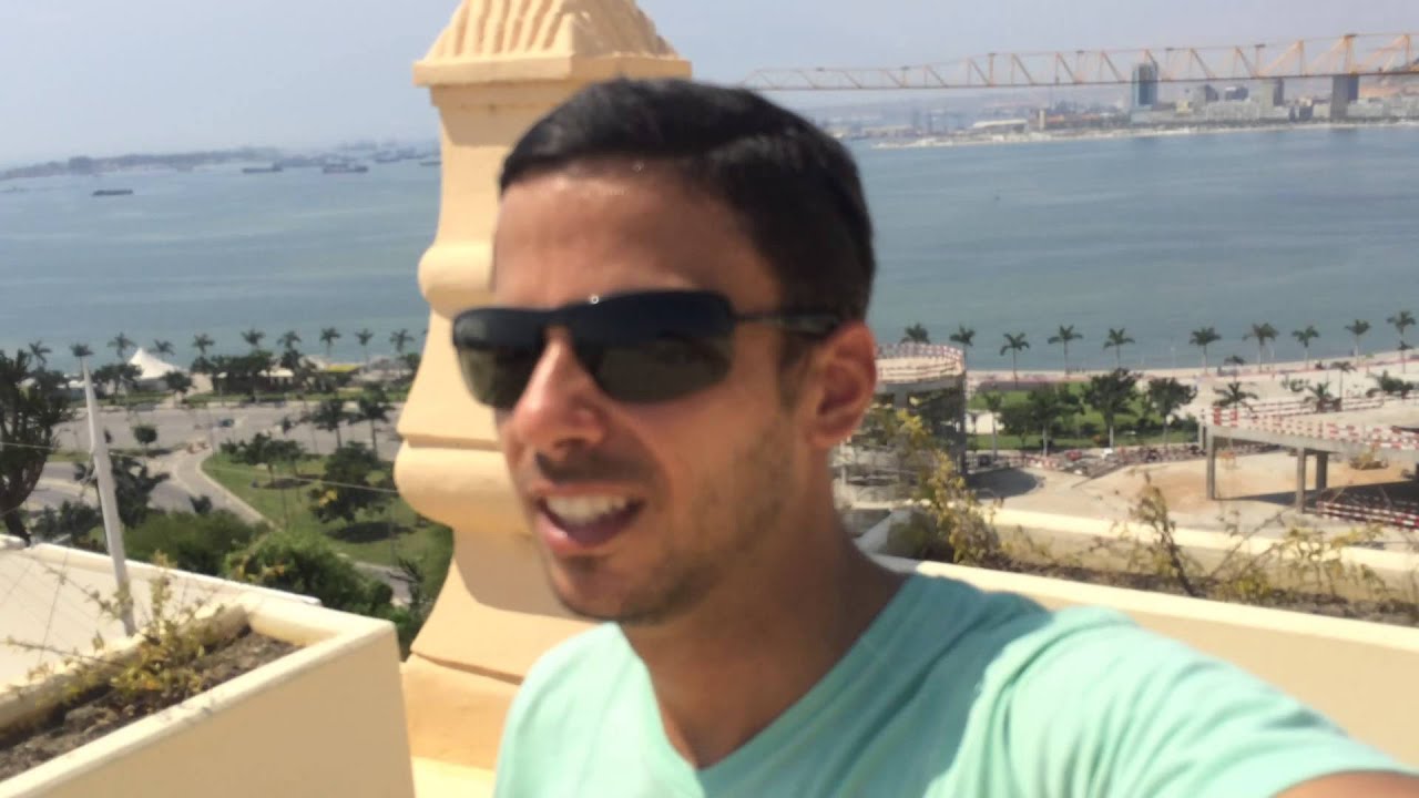 Waguinho mostrando a Orla de Luanda - Angola - YouTube