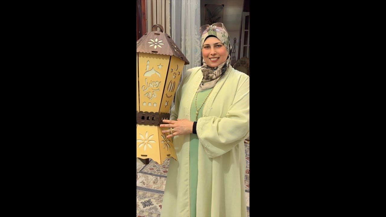 كلمتين بخصوص الست لطيفه والقنوات اللى عايزه تحشرها فى مشاكلها الاستاذه لطيفه مش بتتقارن بحد من الاخر