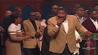 Video thumbnail of "Dr. E Dewey Smith Jr. singing Pray for Me"