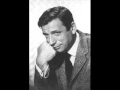 Yves Montand:  "Les feuilles mortes"  (Autumn Leaves)