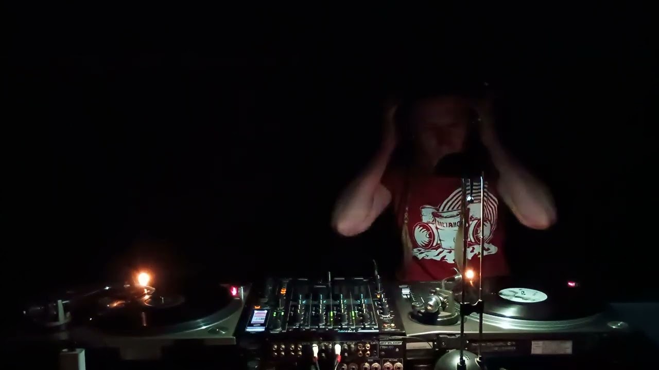 Dekom/Dziku/Lucy Phere - b2b dnb/techstep vinyl mix