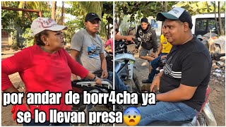 Omg Por Andar De Bol A Doña Betty Ya Mero Se Lo Llevaba Los Chontes