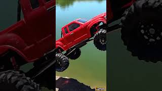 😱 Blue truck vs Orange SUV Mud Battle! Who won? #MudBattle #RCFlip #toycrash #AmazingImpact