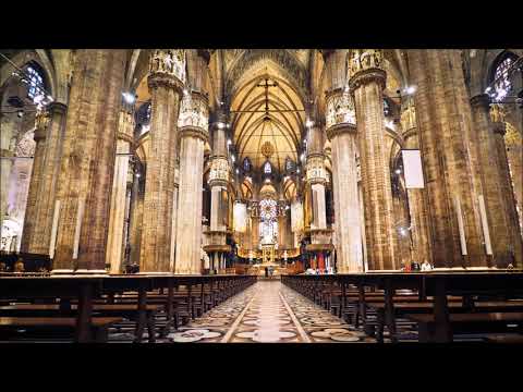 Duomo di Milano - Interno navate – Milano – AudioGuida – MyWoWo Travel App