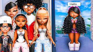 CREEPY GIRL SNUCK In REALISTIC BADDIE SLEEPOVER IN REAL LIFE.. (LifeTogether 🏠 RP)