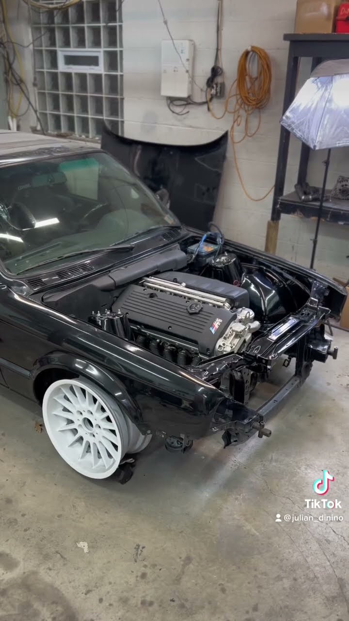 BMW 3 Series Cabriolet E30 - YouTube
