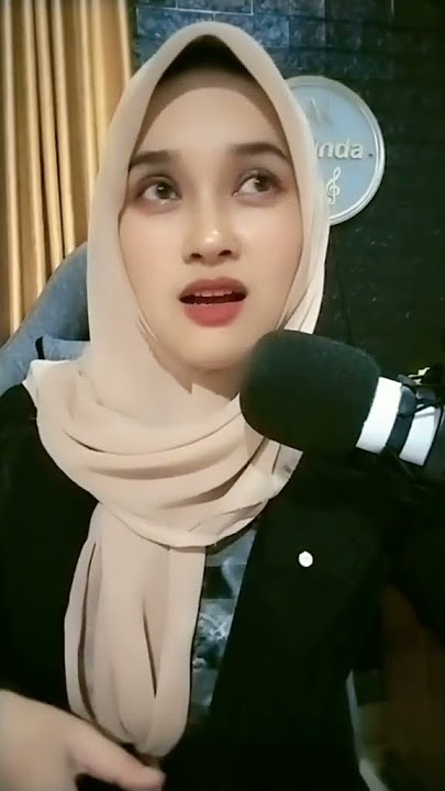 lebih suka cowok yang perutnya buncit