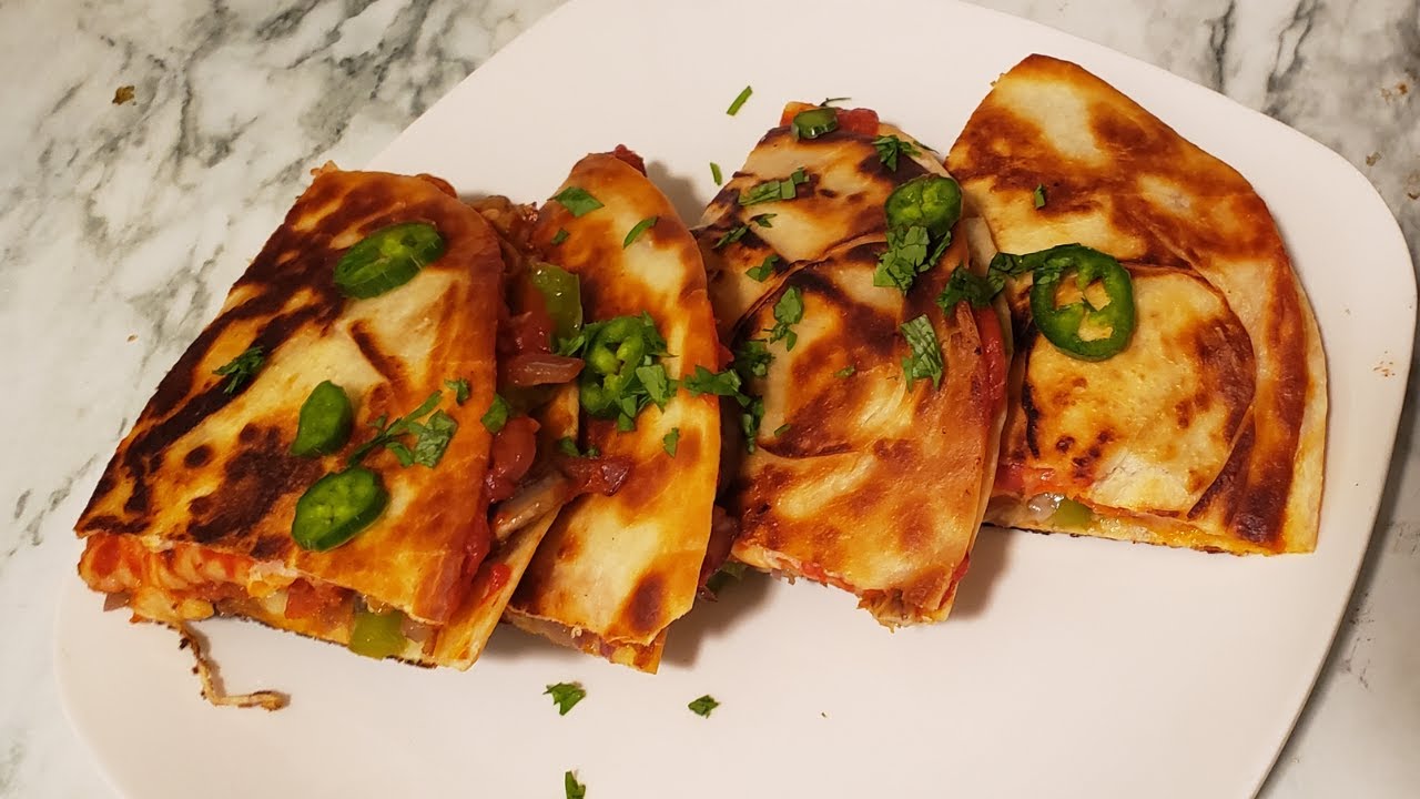 How to make the Best quick and easy Pepperoni Quesadilla YouTube