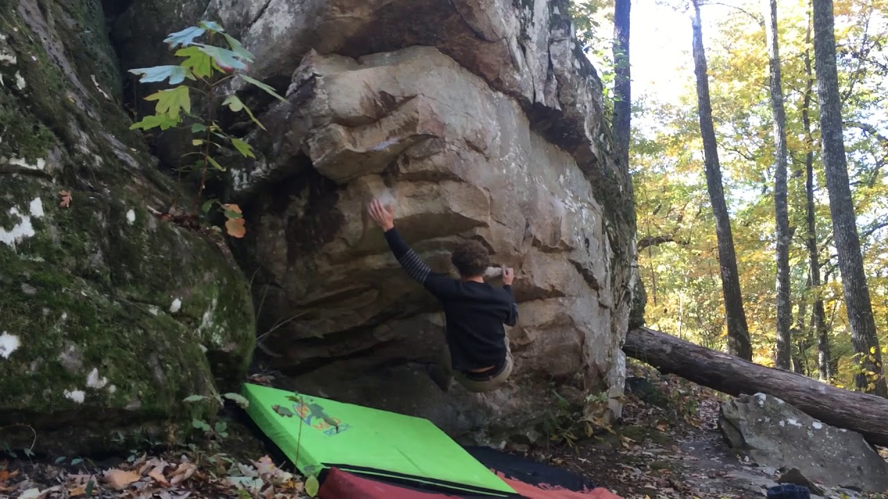 Moss Rock Preserve bouldering: V7 I'll tumble for ya - YouTube