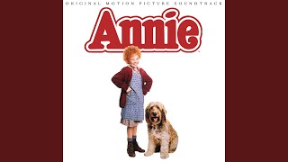 Watch Annie Finale video