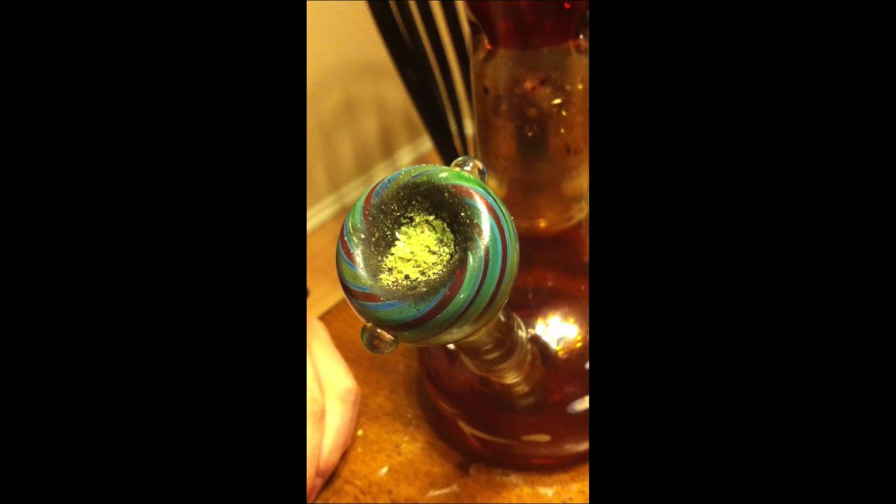 Pretty awesome bong hit