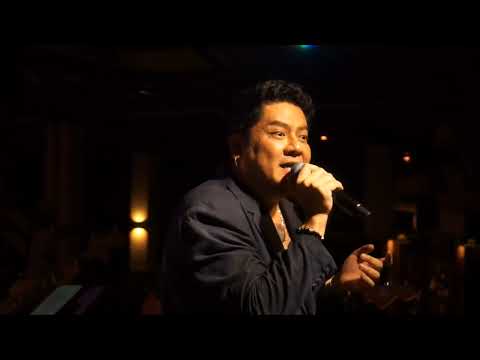 นิดนึงพอ - Ben Chalatit Live @ INBOX