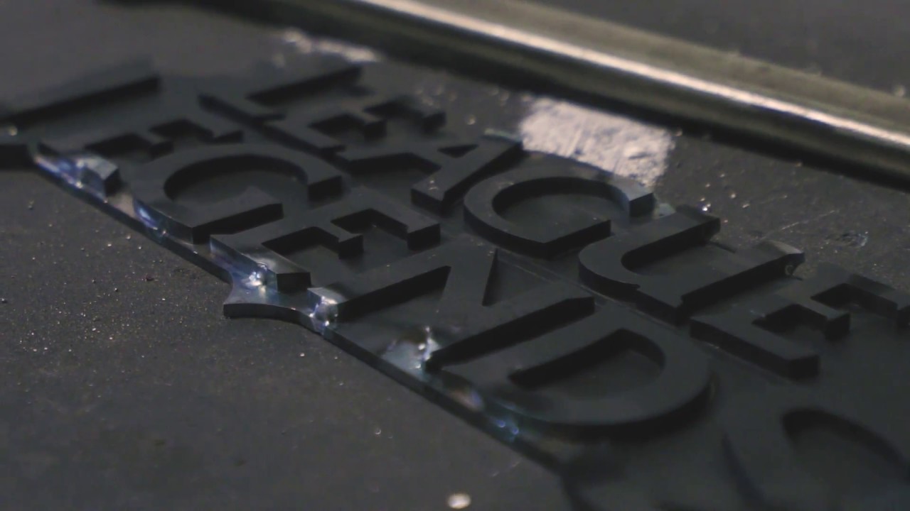 lol dolls Teaser trofeu - Finala Turneului Naţional - Eveniment League of Legends