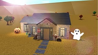 Bloxburg | Halloween Starter House  (30k) by Azylo 4,772 views 4 years ago 13 minutes, 6 seconds