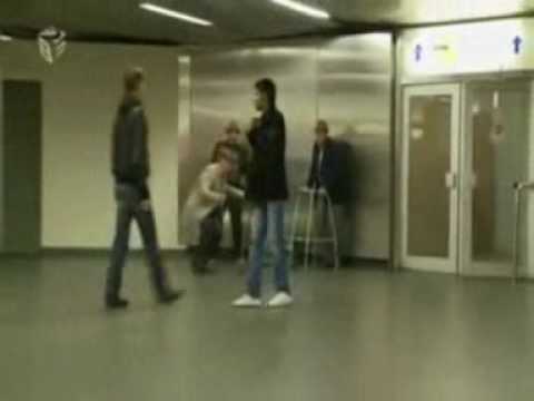 Grandpa's dancing in Antwerp metro station - YouTube